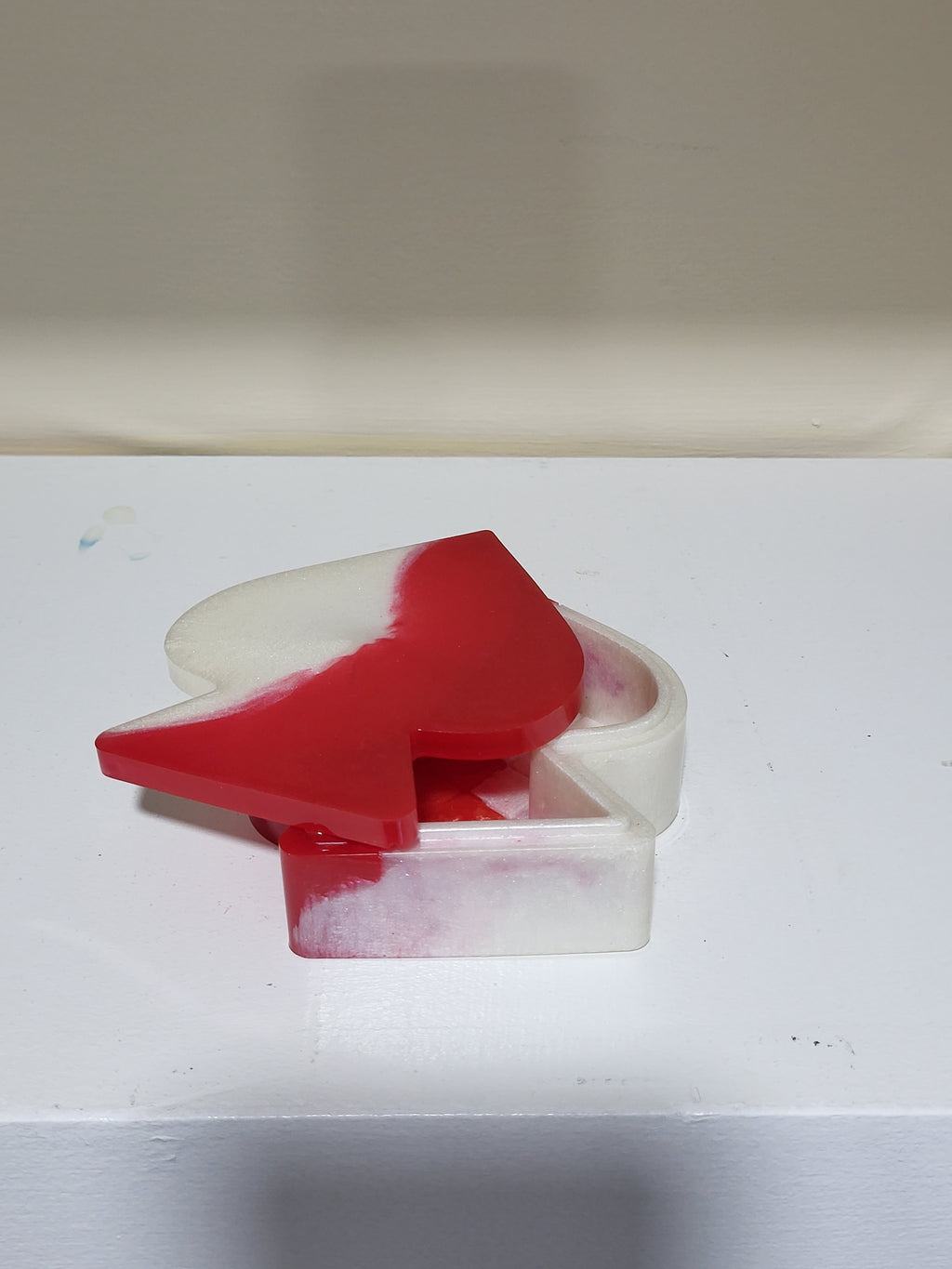 Crimson & Cream Ace Box