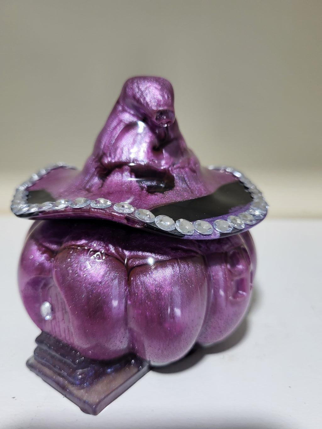 Impressive Purple Pumpkin Jar